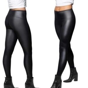 Jane and Bleecker Black High Waist Faux Leather Leggings Size Large